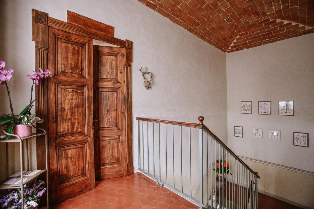 Il Pozzo Fiorito Apartamento Cossombrato Exterior foto
