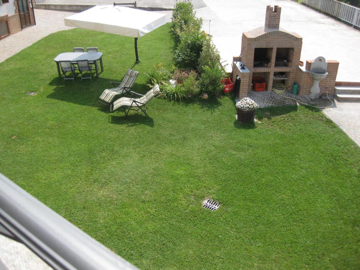 Il Pozzo Fiorito Apartamento Cossombrato Exterior foto